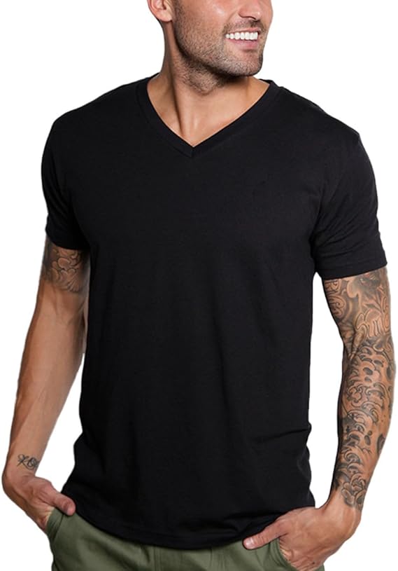 short-sleeved T-shirt